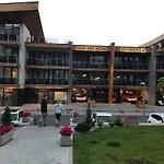 Lucid C207 Apartmán *
